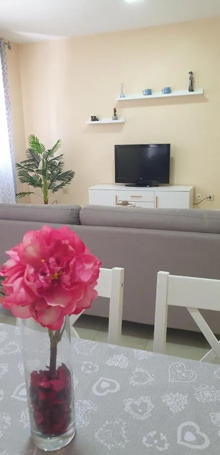 Casa Mercedes Rota 0*,